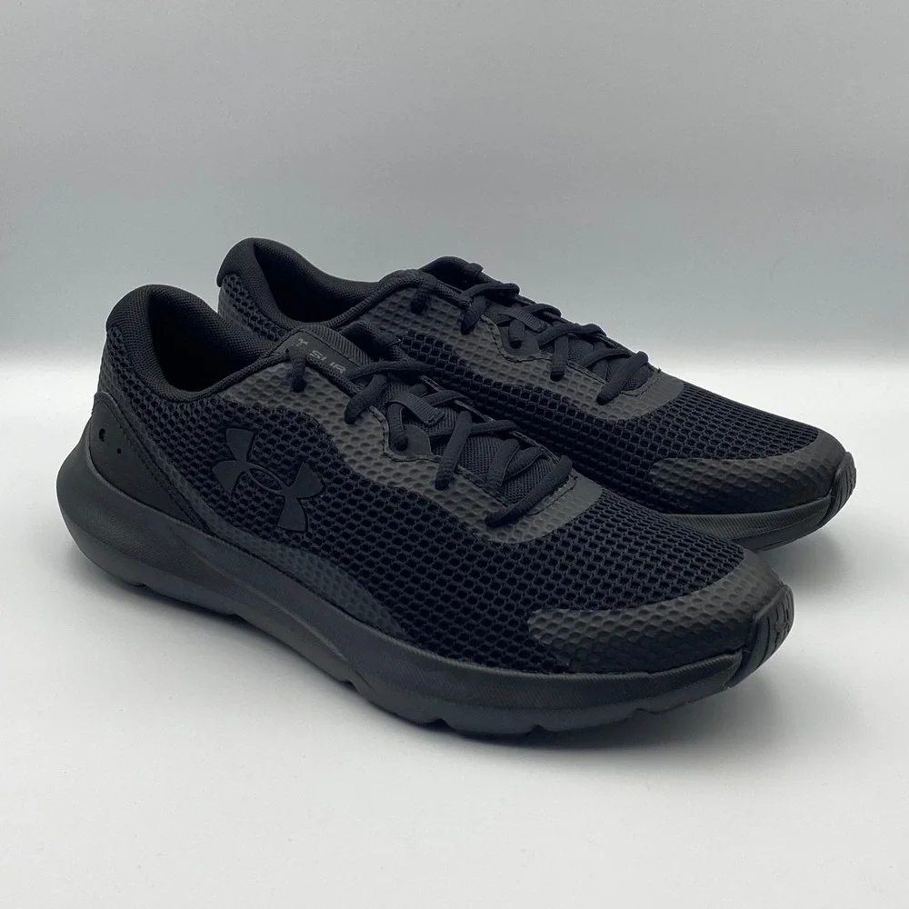 Under Armour Surge 3 Men's 10 Running Shoes Black Training Sneaker‎ 3024883-002